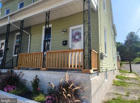 732 Water St - Photo 1 of 1