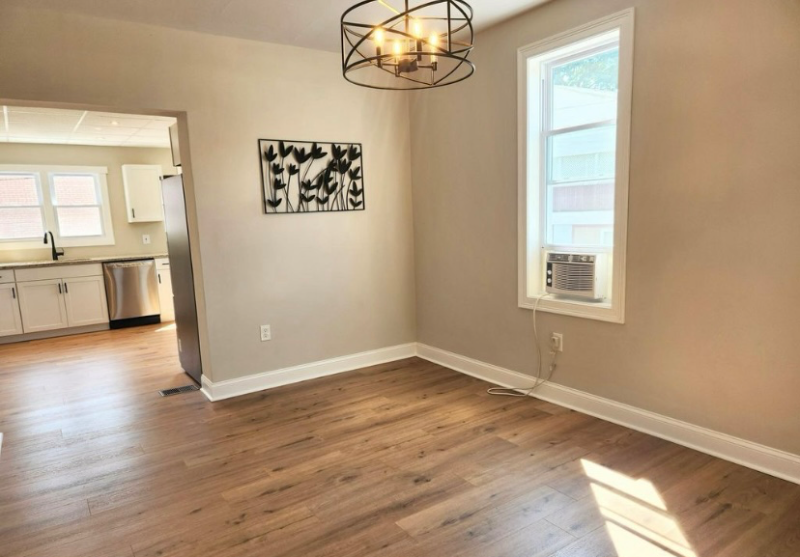 732 Water St - Photo 6 of 14