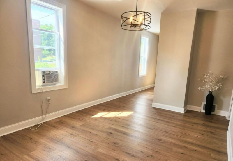 732 Water St - Photo 7 of 14