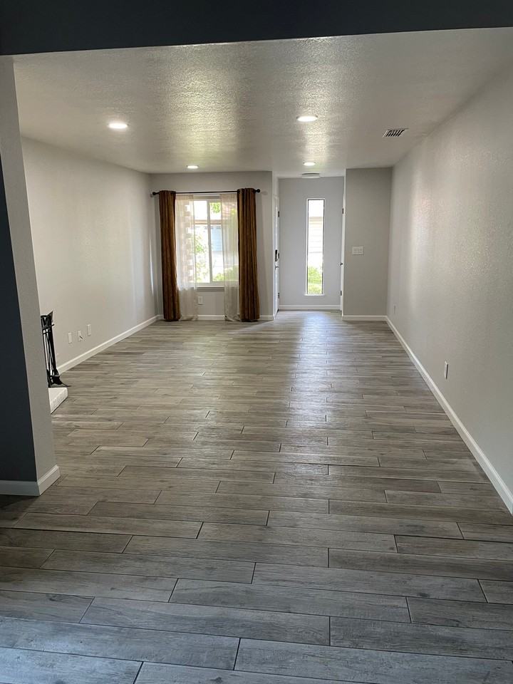 8775 Brigham Way - Photo 4 of 21