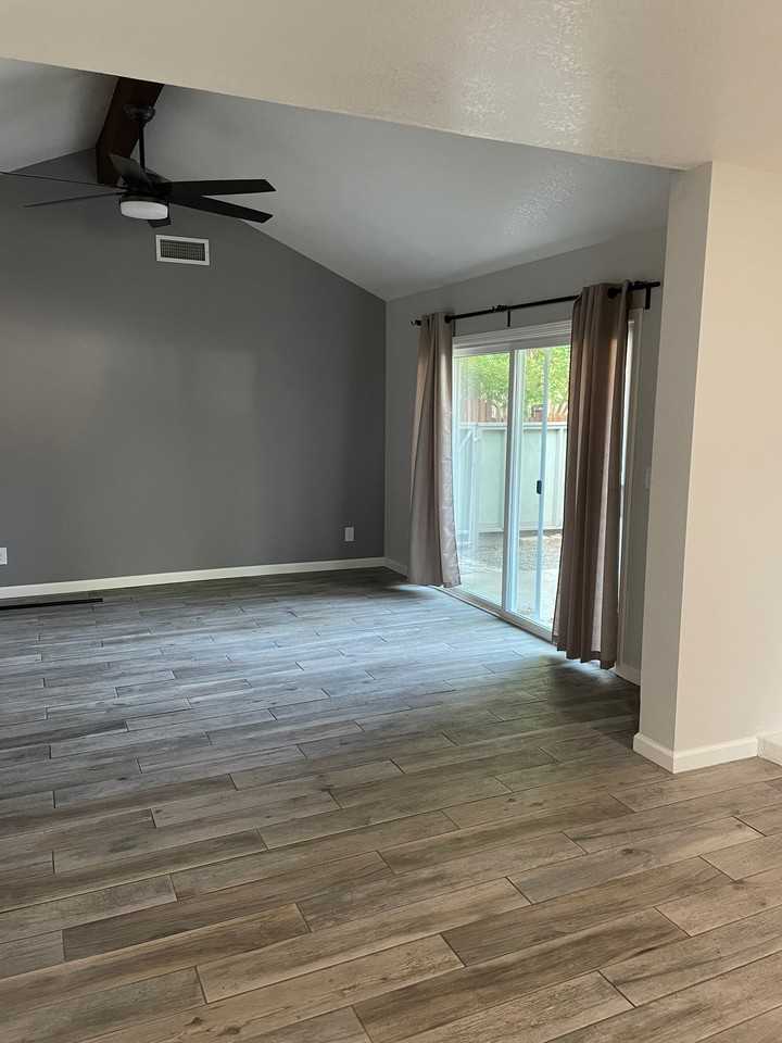 8775 Brigham Way - Photo 6 of 21