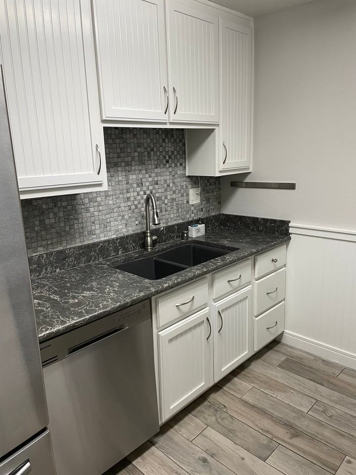 8775 Brigham Way - Photo 7 of 21