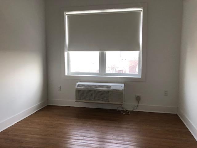 429 Bergen Ave #503 - Photo 5 of 10