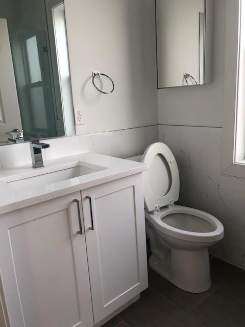 429 Bergen Ave #503 - Photo 6 of 10