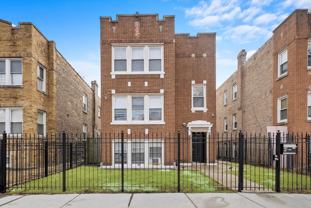 4449 W Walton St #1 - Photo 1 of 1
