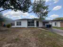 featured image of 310 Hialeah Ave