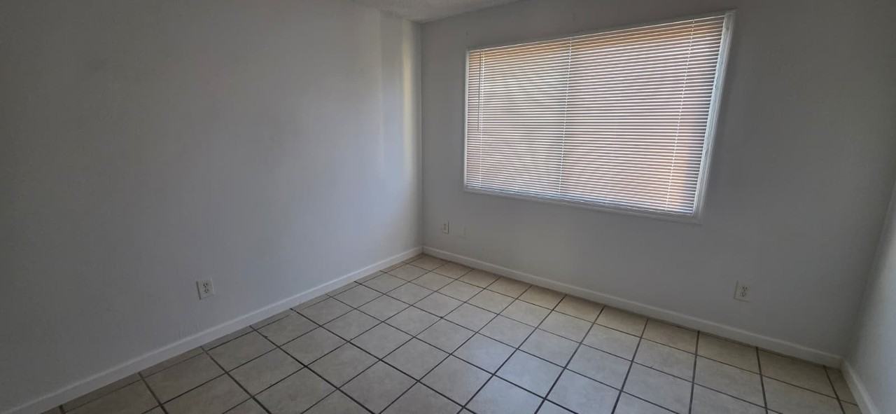 2308 E Broadway Rd #2310B - Photo 5 of 8