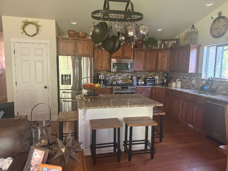 223 Kara Dr - Photo 2 of 20