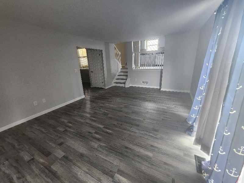 966 Robmeyer Dr - Photo 3 of 14