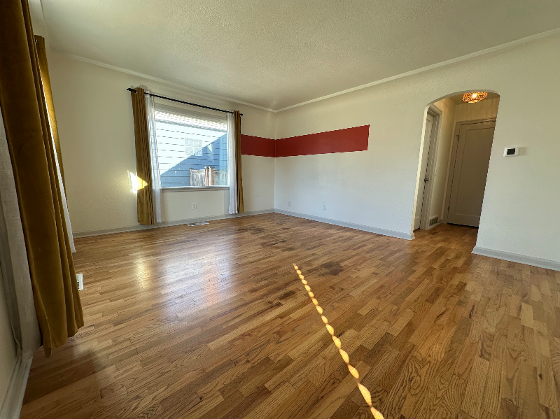 2705 N Stevens St - Photo 2 of 26