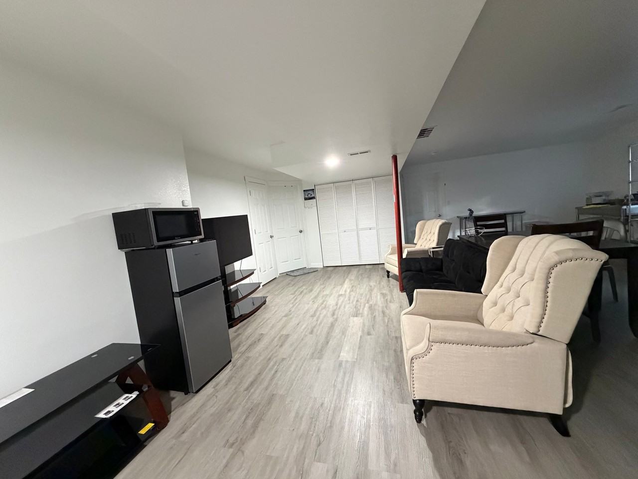 11610 Cranston Dr - Photo 3 of 6