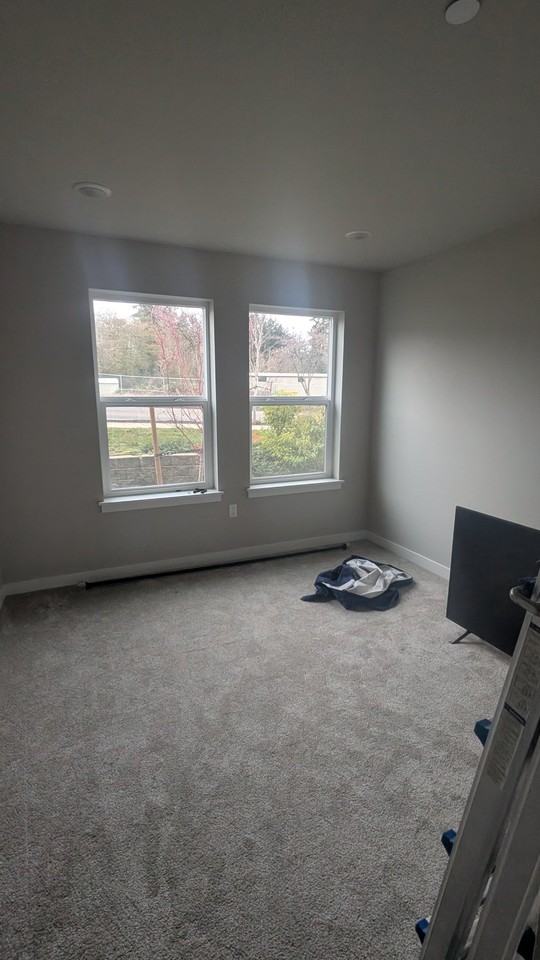 26216 Dungeness Ave Ne - Photo 2 of 13