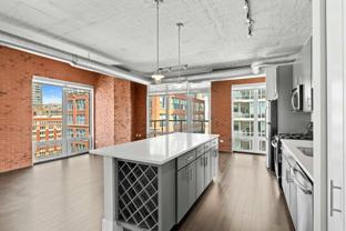 114 W Polk St - Photo 1 of 1