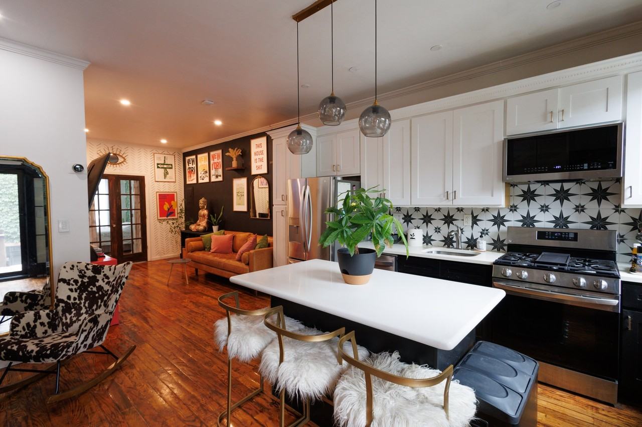 1381 Saint Marks Ave #1F - Photo 4 of 21