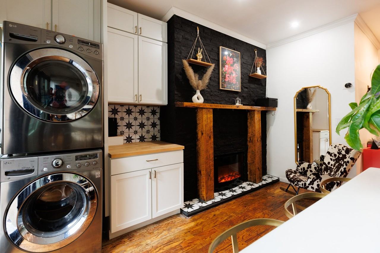 1381 Saint Marks Ave #1F - Photo 7 of 21
