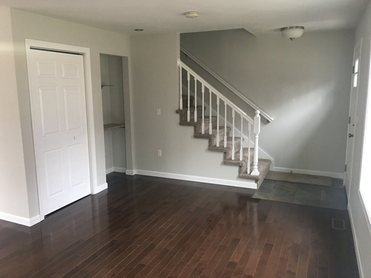 35 Scenic Dr #A - Photo 3 of 16