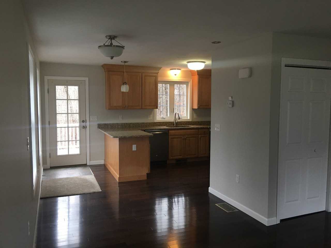 35 Scenic Dr #A - Photo 4 of 16