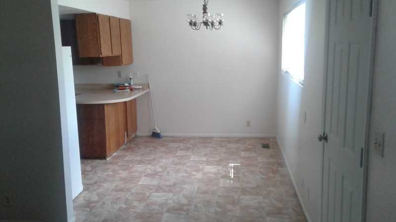1658 Nw #1 - Photo 3 of 7