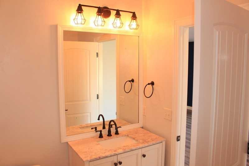 654 E Shadow View Ln - Photo 6 of 18