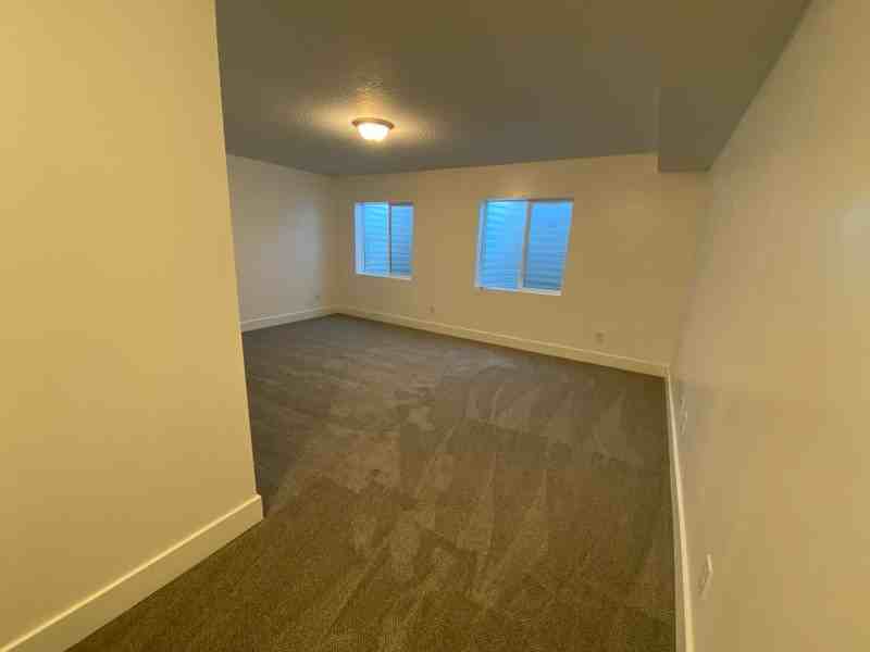 577 En - Photo 2 of 3
