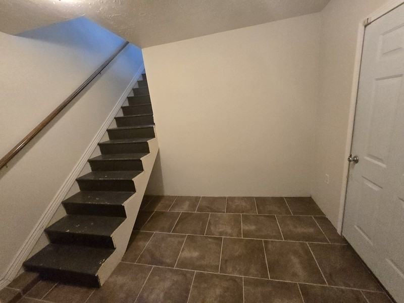 12106 S Shannel Cir #B - Photo 4 of 12