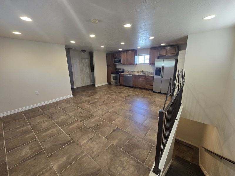 12106 S Shannel Cir #B - Photo 6 of 12
