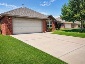715 E Forest Court Ln - Photo 1 of 1