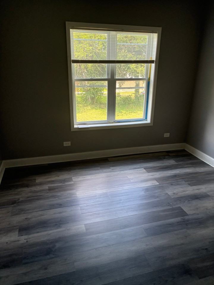 7547 S Union Ave #1 - Photo 6 of 13