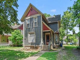 featured image of 710 Wheaton Ave #2
