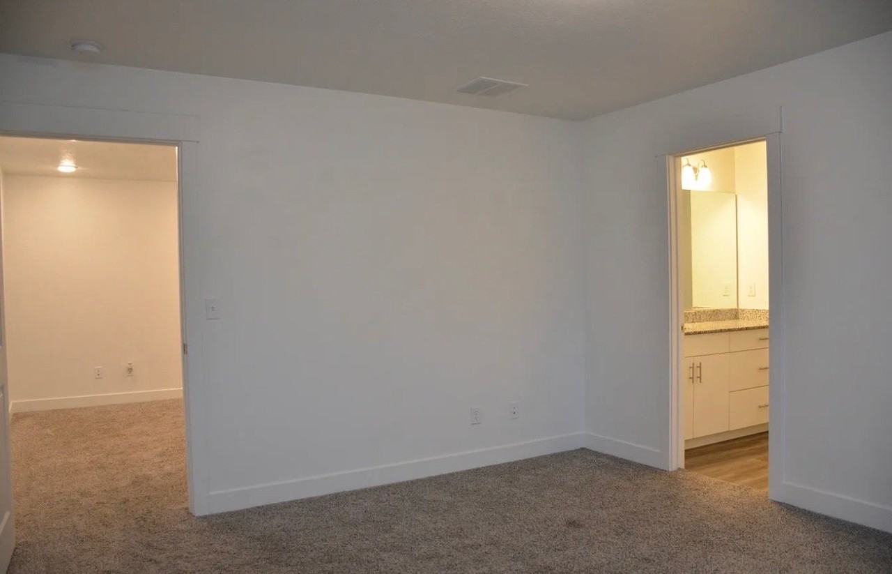 1842 Sw - Photo 4 of 6