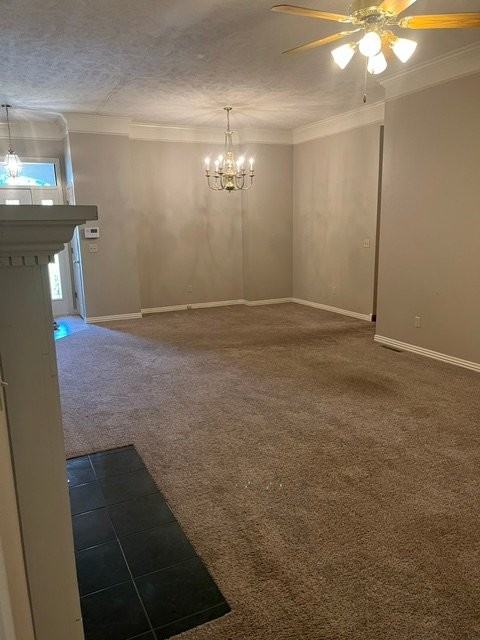 1142 S Carriage Ave - Photo 2 of 4