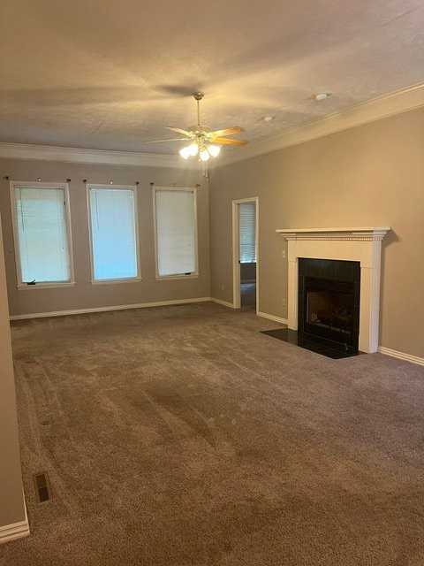1142 S Carriage Ave - Photo 3 of 4