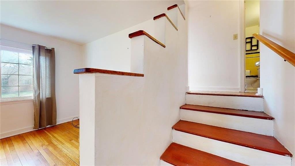 2331 W Washington St - Photo 5 of 11