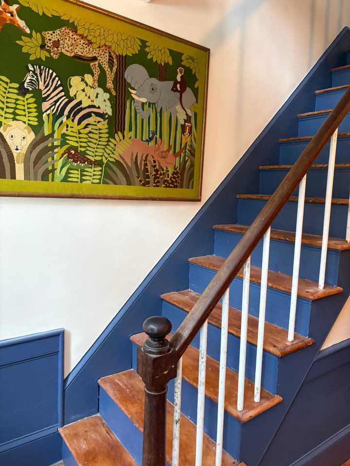 288 Scudder Ave - Photo 2 of 6