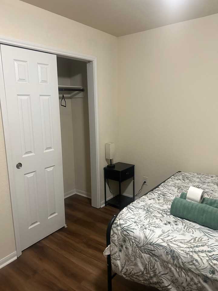 3303 Thicket Path Way - Photo 4 of 8