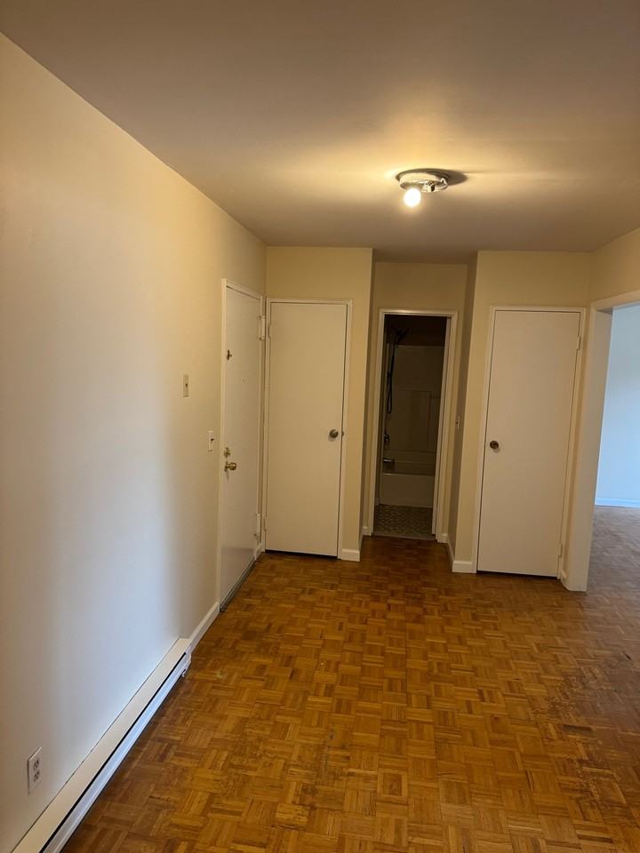 65 Winfield St - Photo 4 of 6