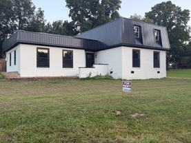 122 Highland Cir - Photo 1 of 1