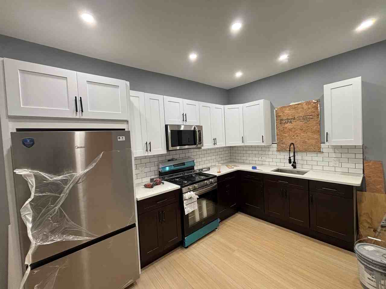 2533 N Colorado St - Photo 3 of 9