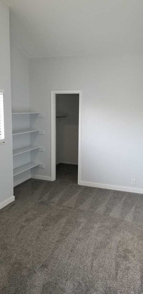 3550 W Parkway Blvd #4 - Photo 4 of 9