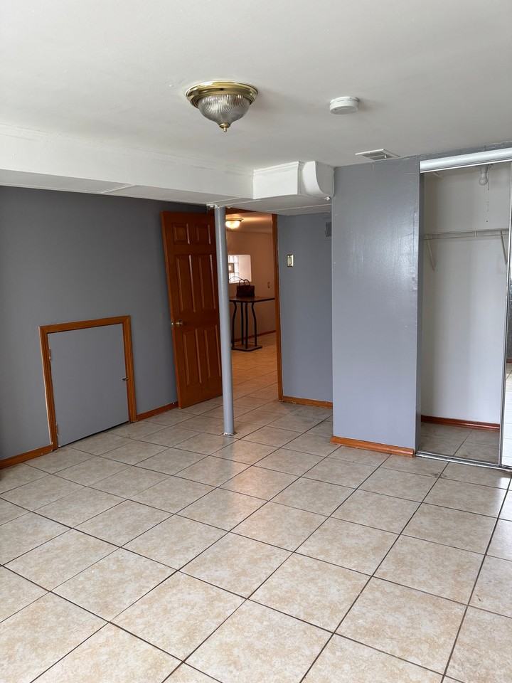 5510 W Cortland St - Photo 4 of 12