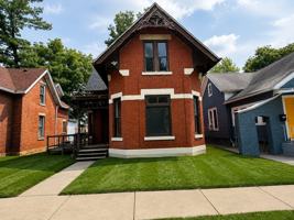 featured image of 2431 Fox Ave