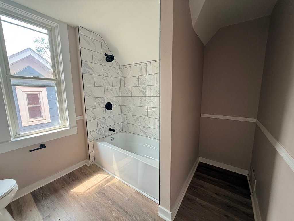 2431 Fox Ave - Photo 7 of 15