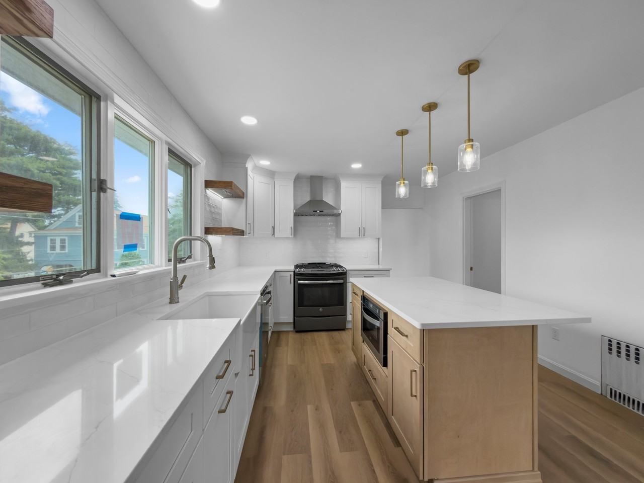 77 Brookings St #2 - Photo 6 of 14