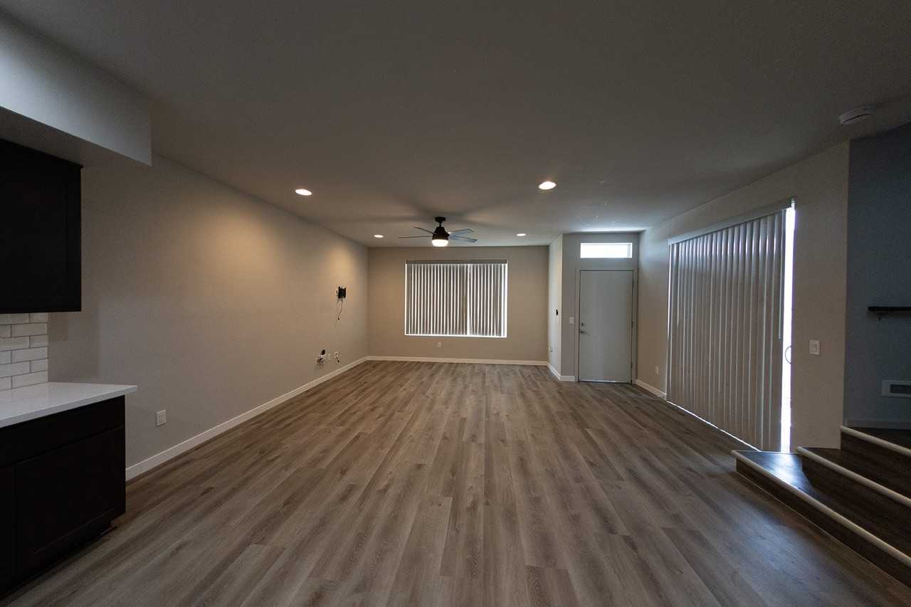 8626 E Innovative Dr - Photo 6 of 20