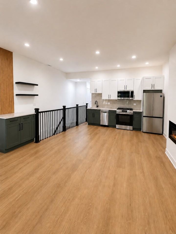5638 S Green St #1-2 - Photo 3 of 10