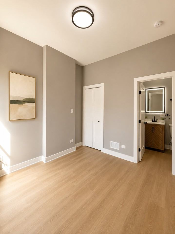 5638 S Green St #1-2 - Photo 5 of 10