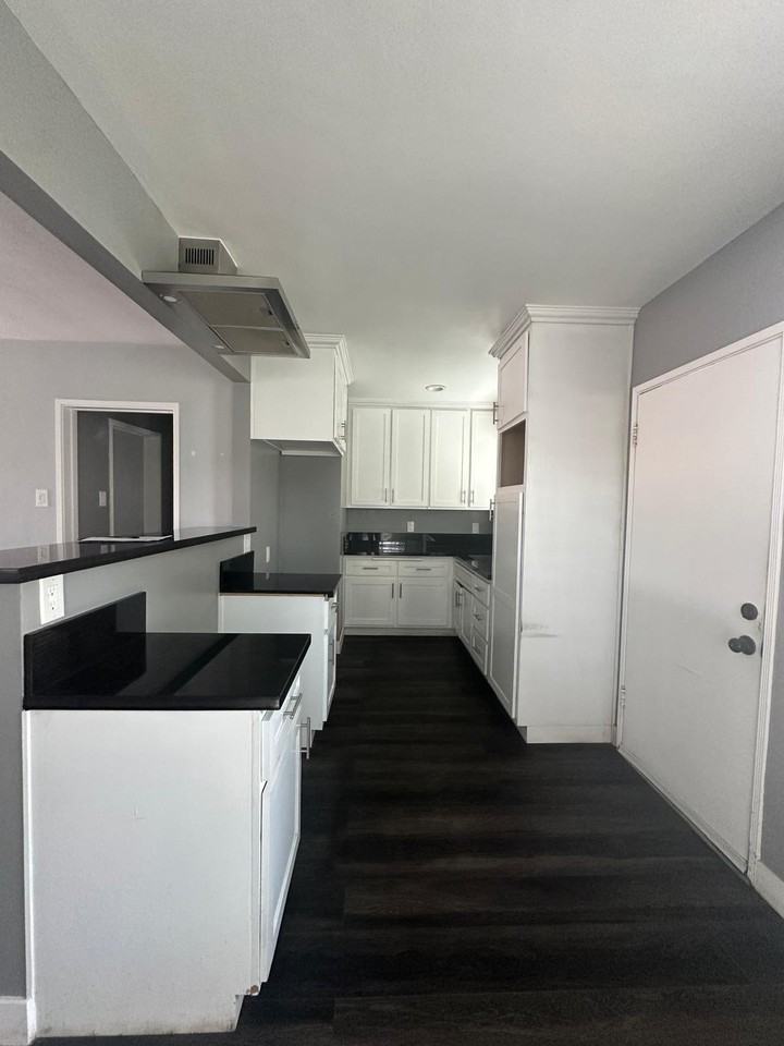 5842 Autry Ave - Photo 7 of 7