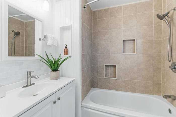 3920 Regan Dr - Photo 3 of 10