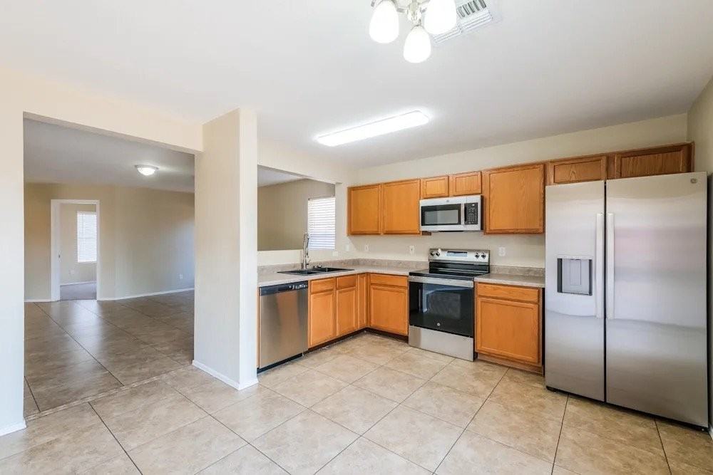 113 E Beth Dr #1 - Photo 3 of 11