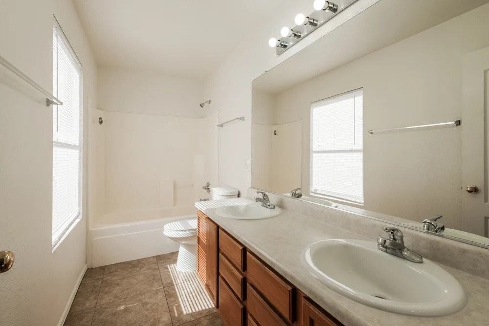 113 E Beth Dr #1 - Photo 6 of 11
